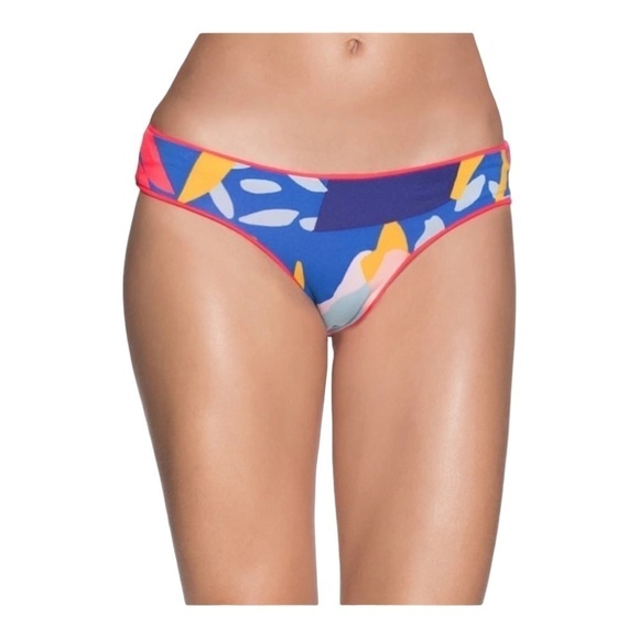 Maaii Printed Reversible Bikini Bottoms NWT - Picture 1 of 8